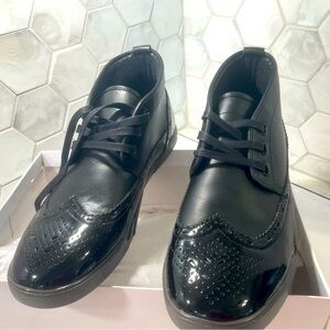 Steve Madden Men’s Cline Black Dress Boots Size 12 Patent Leather Look NEW